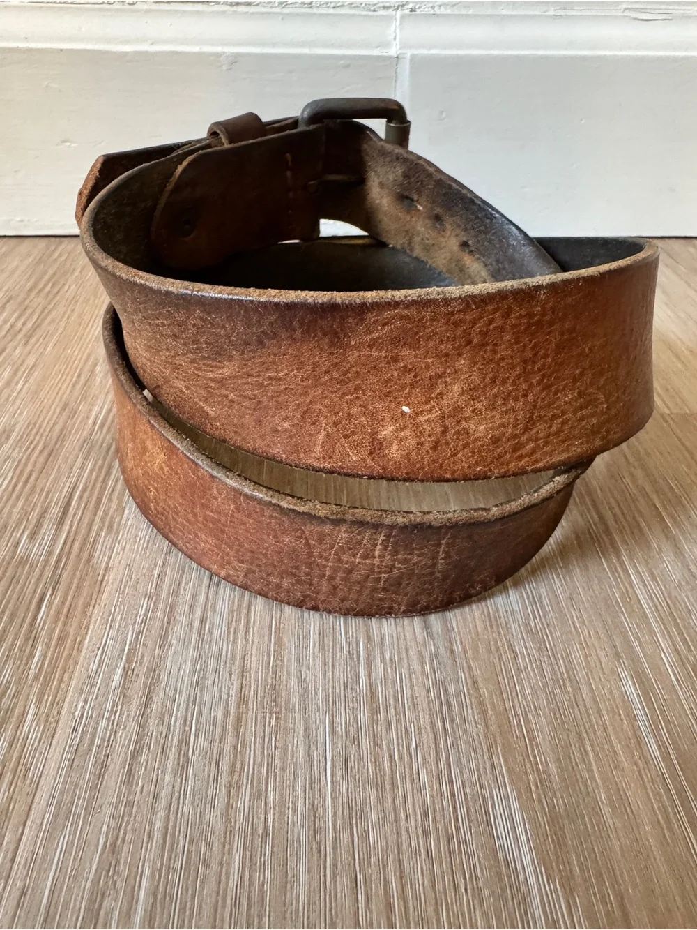 Y2K American Eagle Brown Leather Belt 1.5” Distressed Size L vintage